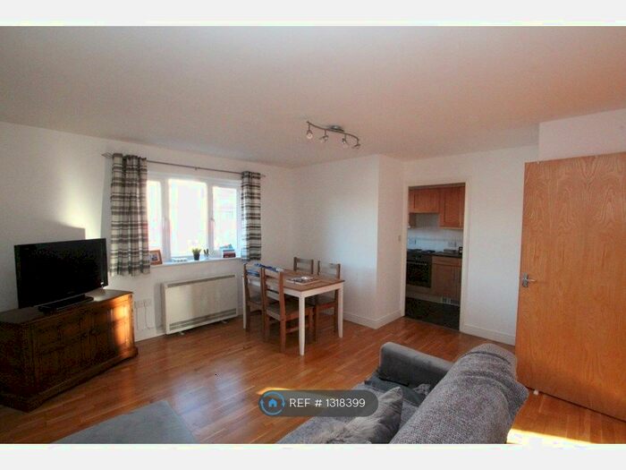 2 Bedroom Flat To Rent In Scotney Gardens, Maidstone ME16