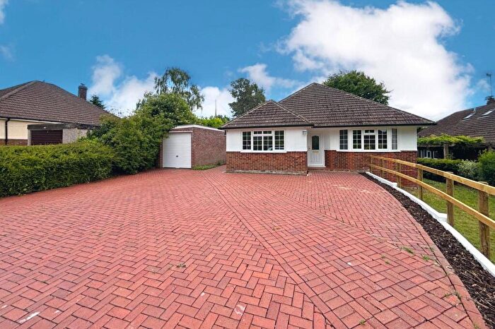 3 Bedroom Bungalow For Sale In Blackberry Lane, Four Marks, Alton, Hampshire, GU34