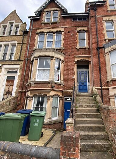 4 Bedroom Flat To Rent In Iffley Road, East Oxford, Hmo Ready Sharers, OX4
