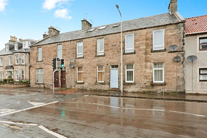 3 Bedroom Flat For Sale In Main Street, Aberdour, Burntisland, Fife, KY3