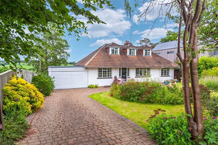 3 Bedroom Detached House For Sale In Frieth Road, Marlow, SL7