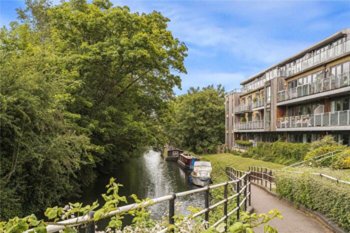 1 Bedroom Apartment For Sale In Elder Court, Mead Lane, Hertford, SG13