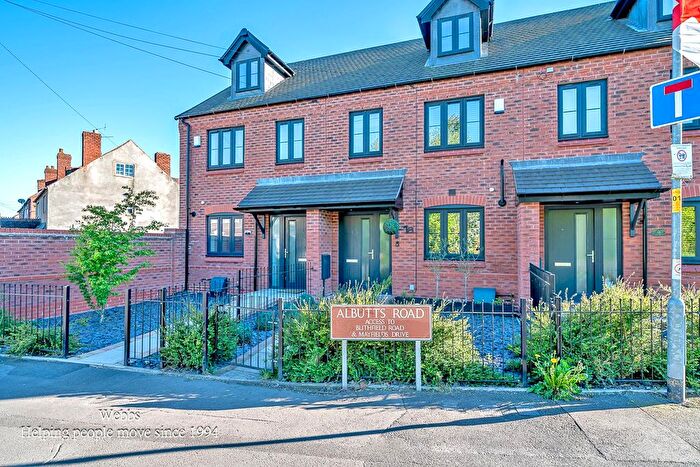 4 Bedroom End Terrace House For Sale In Albutts Road, Walsall, WS8