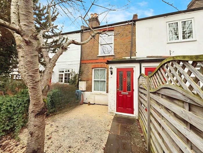 2 Bedroom Terraced House For Sale In Clewer Fields, Windsor, SL4