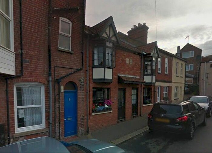 2 Bedroom Flat To Rent In Corner Street, Cromer, NR27