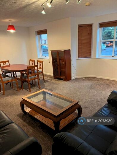 2 Bedroom Flat To Rent In North Meggetland, Edinburgh, EH14