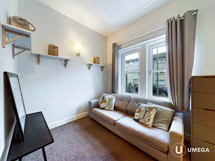 1 Bedroom Flat To Rent In Craighouse Park, Morningside, Edinburgh, EH10