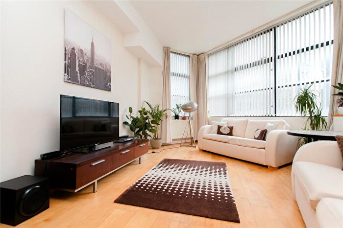 1 Bedroom Flat For Sale In Exchange Building, Commercial Street, E1