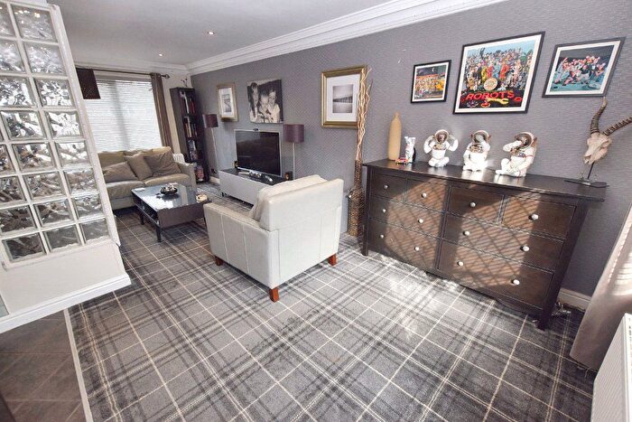 3 Bedroom Terraced House For Sale In Butterbowl Drive, Leeds, West Yorkshire, LS12