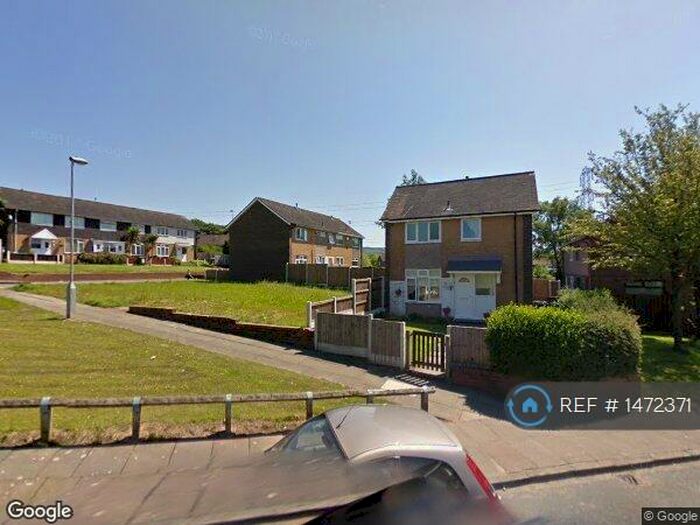 3 Bedroom Detached House To Rent In Valley Road, Hyde, SK14