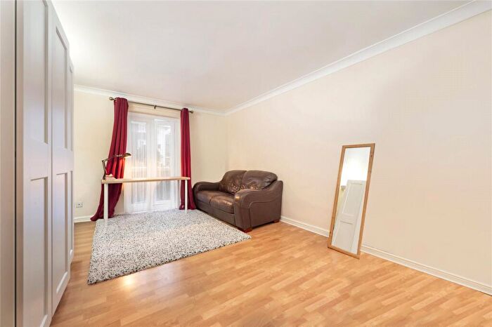4 Bedroom House To Rent In Sextant Avenue, Cubitt Town, E14