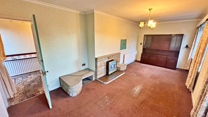 2 Bedroom Detached House For Sale In Hollywell Road, Lincoln, LN5