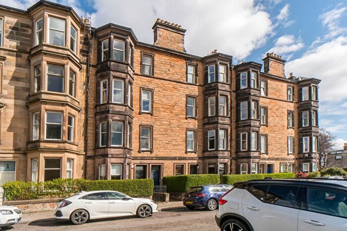 2 Bedroom Flat For Sale In Inverleith Avenue, Edinburgh, EH3