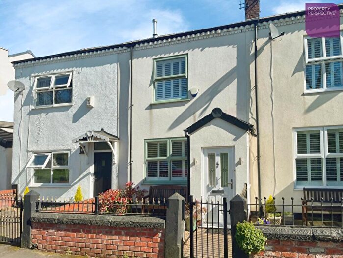 2 Bedroom Terraced House For Sale In Roe Green, Worsley, Manchester, M28