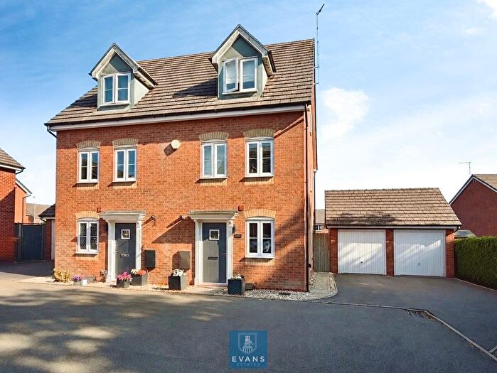 4 Bedroom Semi-Detached House For Sale In Coopers Meadow, Keresley End, Coventry, CV7