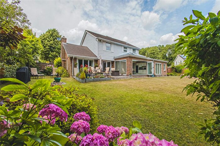 4 Bedroom Detached House For Sale In Brettingham Gate, Broome Manor, Swindon, SN3