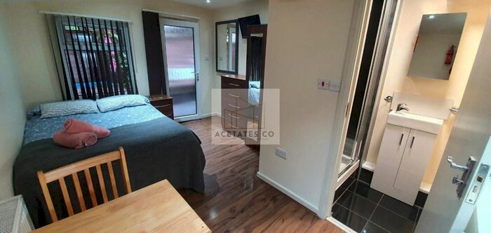 1 Bedroom Studio To Rent In Anson Road, Brondesbury, London, NW2