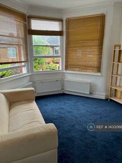 2 Bedroom Flat To Rent In B Belmont Avenue, London, N17