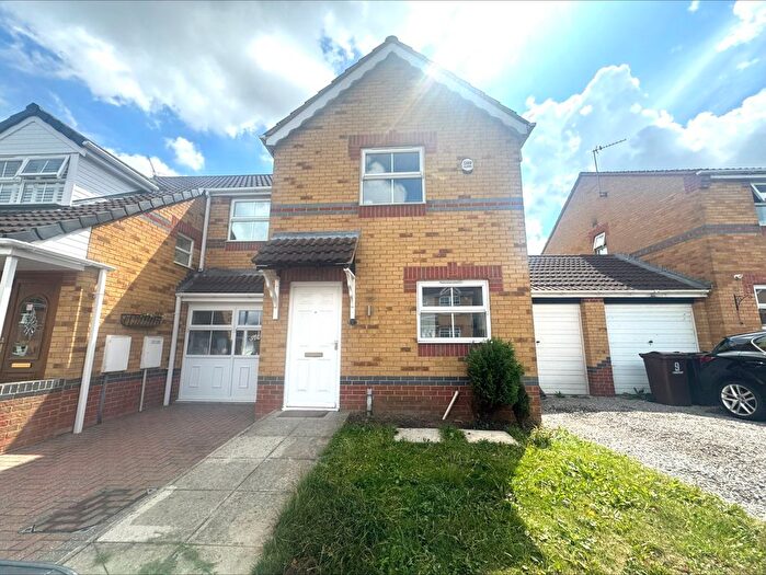 2 Bedroom Terraced House To Rent In Hemmingway Close, Havercroft, Wakefield, WF4