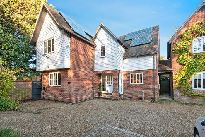 4 Bedroom Detached House For Sale In Dog Kennel Lane, Royston, SG8