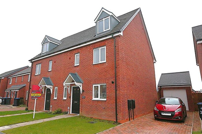 4 Bedroom Semi-Detached House For Sale In Chervil Way, Rugby, CV23