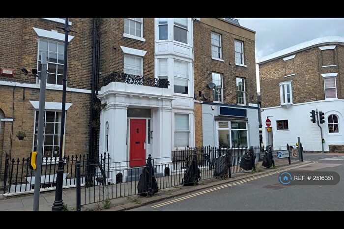 1 Bedroom Flat To Rent In Castle Street, Dover, CT16
