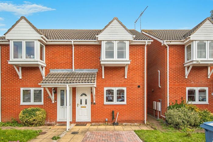 2 Bedroom Semi-Detached House For Sale In Millfield Gardens, Ipswich, IP4