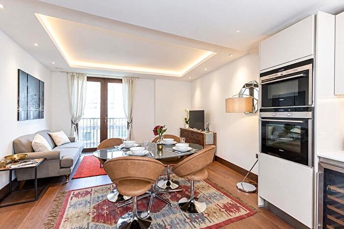 2 Bedroom Flat To Rent In Palgrave Gardens, Marylebone, London, NW1