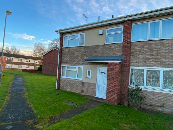 3 Bedroom Semi-Detached House To Rent In Hardwick Estate, Kirton, Boston, PE20