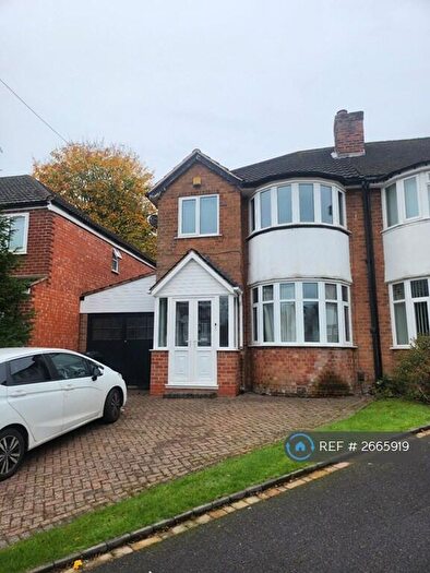 3 Bedroom Semi Detached House To Rent In Bourne Close, Birmingham, B13