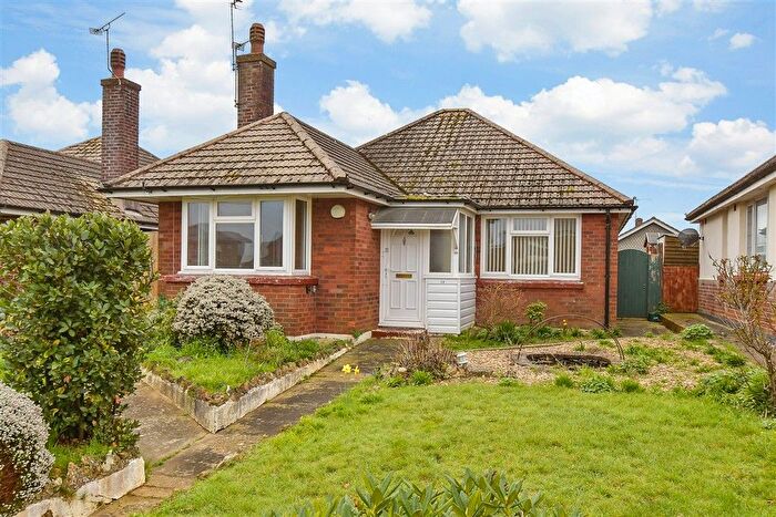 2 Bedroom Detached Bungalow For Sale In Newport Road, Apse Heath, Isle Of Wight, PO36