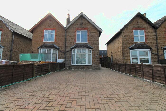 3 Bedroom Semi-Detached House To Rent In The Grove, Egham, TW20