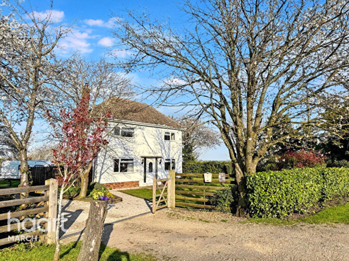 3 Bedroom Character Property For Sale In Fallow Corner Drove, Manea, PE15