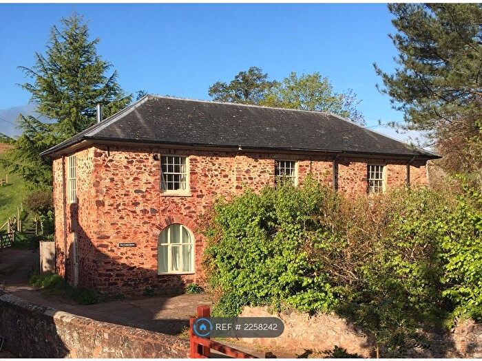 3 Bedroom Maisonette To Rent In The Coach House, Somerset, TA4