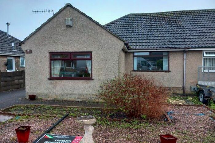 3 Bedroom Bungalow To Rent In Hampsfell Drive, Morecambe, LA4