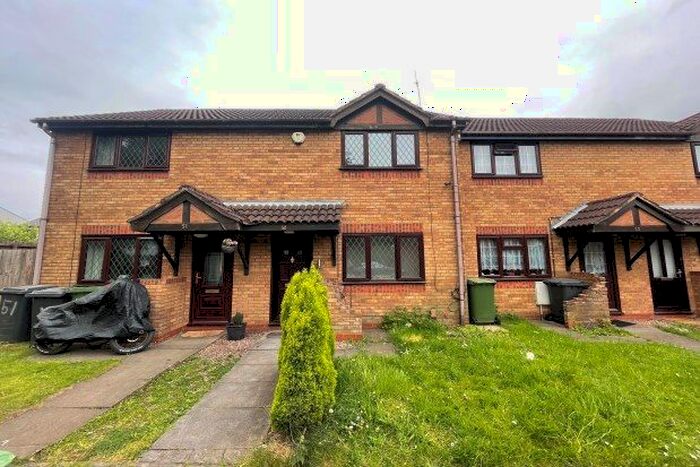 2 Bedroom Property To Rent In Ambleside Close, Bilston, WV14