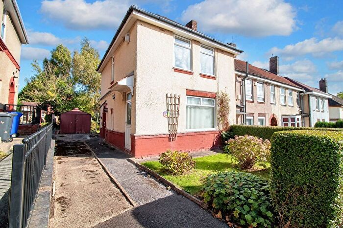 3 Bedroom End Terrace House For Sale In Studfield Road, Sheffield, S6