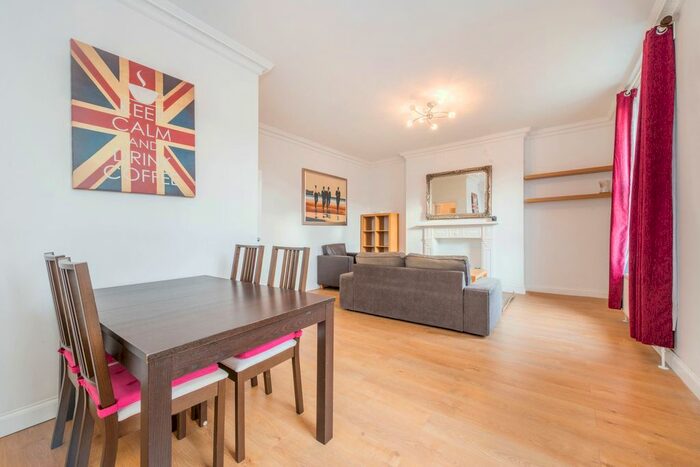 2 Bedroom Flat To Rent In Adelaide Road, Chalk Farm, NW3
