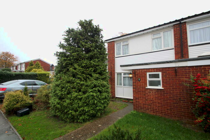 3 Bedroom House To Rent In Nicola Close, South Croydon, CR2