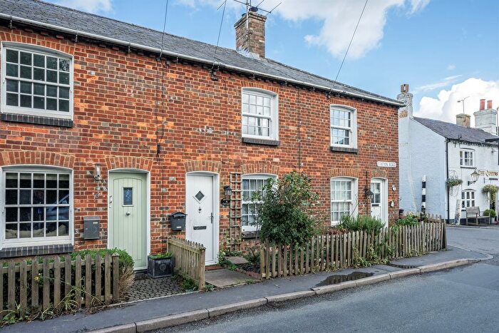 1 Bedroom Terraced House For Sale In Station Road, Long Marston, Tring, HP23