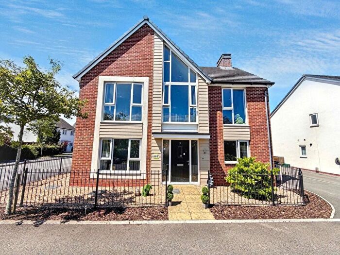 4 Bedroom Detached House For Sale In Spencer Way, Newport, NP19
