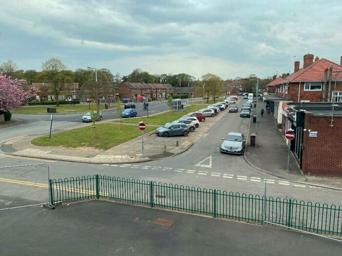 1 Bedroom Flat To Rent In Acacia Road, Doncaster, South Yorkshire, DN4