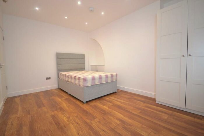 Studio To Rent In Oxford Road, Reading, Berkshire, RG1