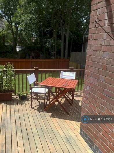 4 Bedroom Semi-Detached House To Rent In Leasowes Avenue, Coventry, CV3