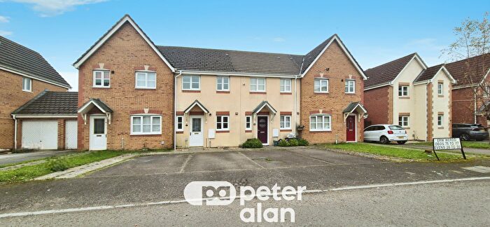 2 Bedroom House To Rent In Erw Werdd, Birchgrove, Swansea, SA7