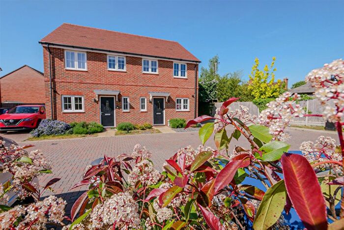 2 Bedroom Semi-Detached House For Sale In Bonners Mead, Benson, OX10