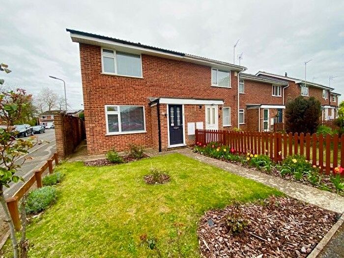 2 Bedroom Property To Rent In Glenwoods, Newport Pagnell, MK16