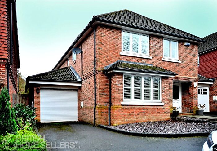 4 Bedroom Detached House For Sale In Four Elms Road, Edenbridge, Kent, TN8