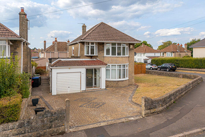 3 Bedroom Detached House For Sale In St Thomas Road, Trowbridge, BA14