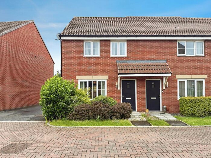 2 Bedroom End Of Terrace House For Sale In Coronel Close, Swindon, Wiltshire, SN3